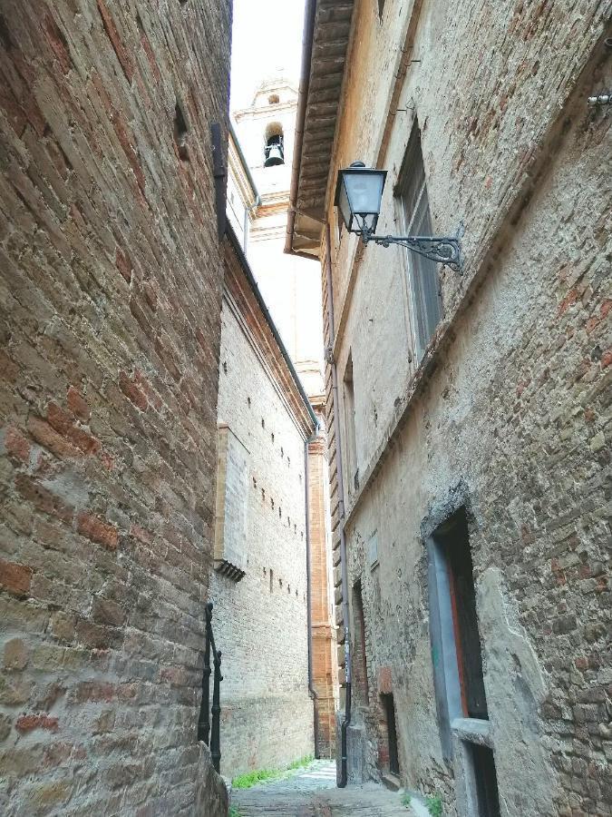Belvedere House Hotel Civitanova Alta Bagian luar foto