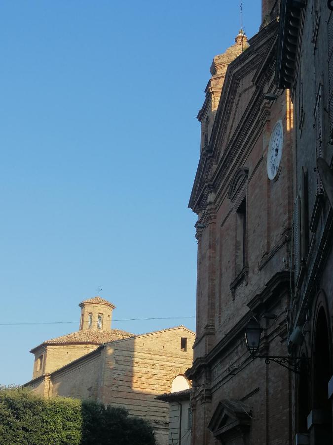 Belvedere House Hotel Civitanova Alta Bagian luar foto